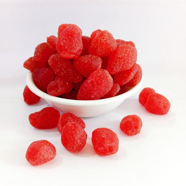 Dried strawberry